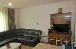 Garsoniera  33 mp, decomandata, garaj,  zona Farmec