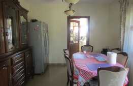 Casa individuala cu 4 camere, 226 mp, teren 450 mp, zona linistita!