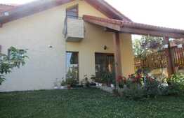 Casa individuala cu 4 camere, 226 mp, teren 450 mp, zona linistita!