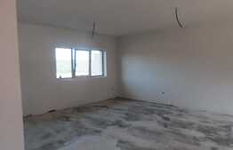 Vanzare triplex, 147 mp utili, 200 mp teren, zona linistita!