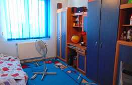 Apartament 3 camere, 56 mp, zona strazii Oasului