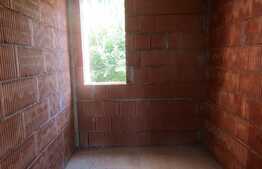 De vanzare duplex de 145 mp, teren 300 mp, front 15 ml, zona cu spatii verzi!