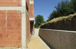 De vanzare duplex de 145 mp, teren 263 mp, front 15 ml, zona cu spatii verzi!