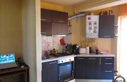 De vanzare 2 camere, 43,5 mp utili, zona strazii Eroilor