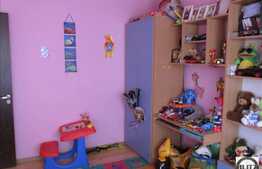 De vanzare 2 camere, 43,5 mp utili, zona strazii Eroilor