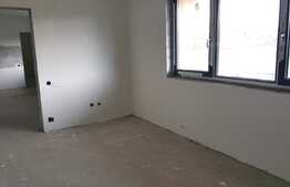 Apartament 3 camere, 70 mp! Semifinisat! Parcare! Zona strazii Dumitru Mocanu! 