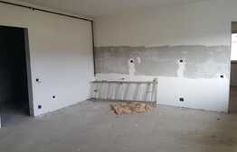 Apartament 3 camere, 70 mp! Semifinisat! Parcare! Zona strazii Dumitru Mocanu! 