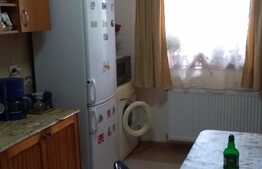 De vanzare garsoniera, 36 mp, garaj, boxa la subsol, zona Auchan