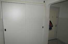 3 camere, 70 mp, decomandat, AC, boxa, 2 garaje, zona strazii Louis Pasteur