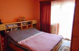 Apartament 3 camere, decomandat, 64 mp, garaj, boxa la subsol, zona Kaufland