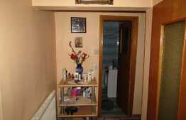 Apartament 3 camere, 72 mp, decomandat, boxa, garaj, zona strazii Jupiter