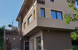 Vanzare duplex, 170 mp utili, 400 mp teren, zona linistita!