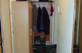 De vanzare apartament 3 camere, 38 mp, zona Complexului Diana