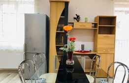 Apartament cu 2 camere, 64 mp! Zona strazii Florilor!