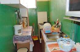 Apartament 3 camere, 40 mp, etaj intermediar, zona Piata Hermes