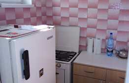 Apartament de vanzare 2 camere, 28 mp, etaj intermediar, zona Hermes