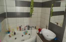 Apartament 2 camere decomandate, 53 mp! 2 garaje! Zona strazii Stejarului!