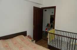 Apartament 2 camere decomandate, 53 mp! 2 garaje! Zona strazii Stejarului!