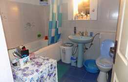 Vanzare apartament 2 camere, 40.2 mp, mobilat si utilat! Zona strazii Stejarului