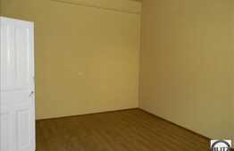 2 camere pe strada Horea!