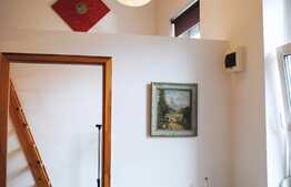 De inchiriat 3 camere+ 3 mezanine, 60 mp, zona Piata Mihai Viteazu