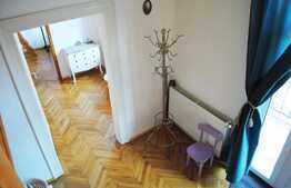 De inchiriat 3 camere+ 3 mezanine, 60 mp, zona Piata Mihai Viteazu