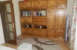 De vanzare 3 camere, 61 mp! Loc de parcare! Zona strazii Stejarului!