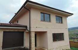 Casa individuala, 160  mp, teren de 412 mp, in Chinteni