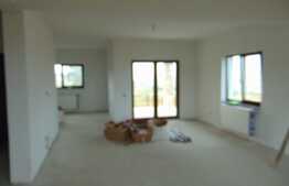 Casa individuala, 160  mp, teren de 412 mp, in Chinteni