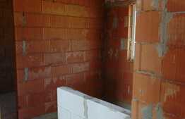 Casa cuplata, 115 mp utili, 350 mp teren, semifinisata, zona linistita de case