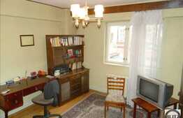 Apartament 3 camere, decomandat! 72 mp utili, garaj si boxa, zona Piata Marasti