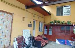 Casa individuala, 80 mp utili, teren de 216 mp, zona centrala!