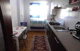 2 camere decomandate, 61 mp! 2 locuri de parcare! Zona strazii Florilor!