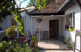 Casa de vanzare, 70 mp, 1569 mp teren, zona Spitalului de Recuperare