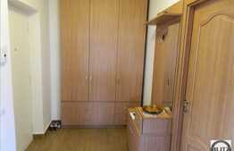 De vanzare apartament cu 2 camere decomandate, terasa de 77 mp utili!