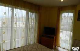 De vanzare apartament cu 2 camere decomandate, terasa de 77 mp utili!