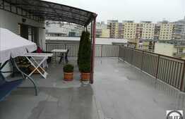 De vanzare apartament cu 2 camere decomandate, terasa de 77 mp utili!