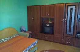 Vanzare casa individuala, 91,2 mp, 1521 mp teren, zona de case