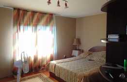 Casa individuala de vanzare, 160 mp utili, 500 mp de teren, zona linistita!