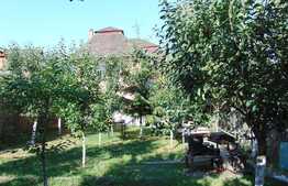 Casa individuala de vanzare, 160 mp utili, 500 mp de teren, zona linistita!