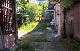 Case cuplate de vanzare, 144 mp utili, teren de 694 mp, zona linistita