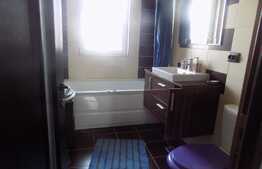 De inchiriat 2 camere, 52 mp, mobilat si utilat! Parcare! Zona strazii Eroilor! 