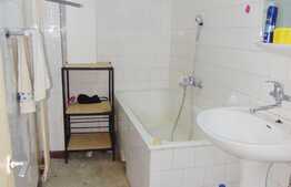 Apartament 2 camere, 56 mp, decomandat, etaj intermediar, zona Farmec