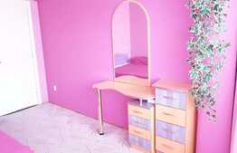 Apartament 3 camere, 67 mp, mobilat modern, boxa, zona Restaurantului Sinaia