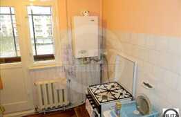 Vanzare 2 camere, decomandate, 47 mp utili, zona Lacul Rosu, loc parcare inclus