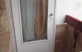 Vanzare 2 camere, decomandate, 47 mp utili, zona Lacul Rosu, loc parcare inclus