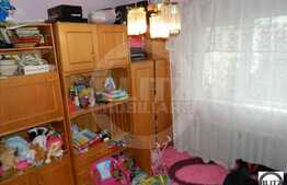 Vanzare 2 camere, decomandate, 47 mp utili, zona Lacul Rosu, loc parcare inclus