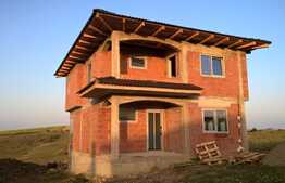 Casa individuala, 130 mp utili, teren de 440 mp, front 17 ml, zona linistita