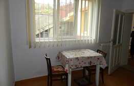 2 camere, 75 mp, decomandat, parcare, zona linistita de case!