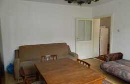 2 camere, 75 mp, decomandat, parcare, zona linistita de case!